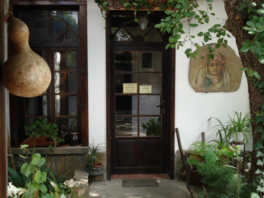 Oazis Family Hotel Λόβετς Εξωτερικό φωτογραφία