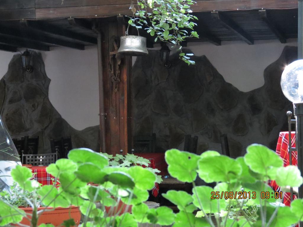 Oazis Family Hotel Λόβετς Εξωτερικό φωτογραφία