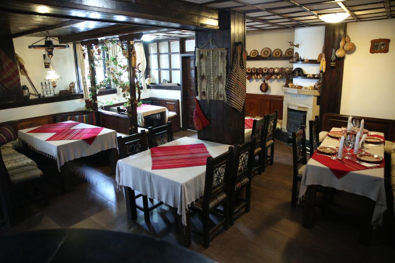 Oazis Family Hotel Λόβετς Εξωτερικό φωτογραφία