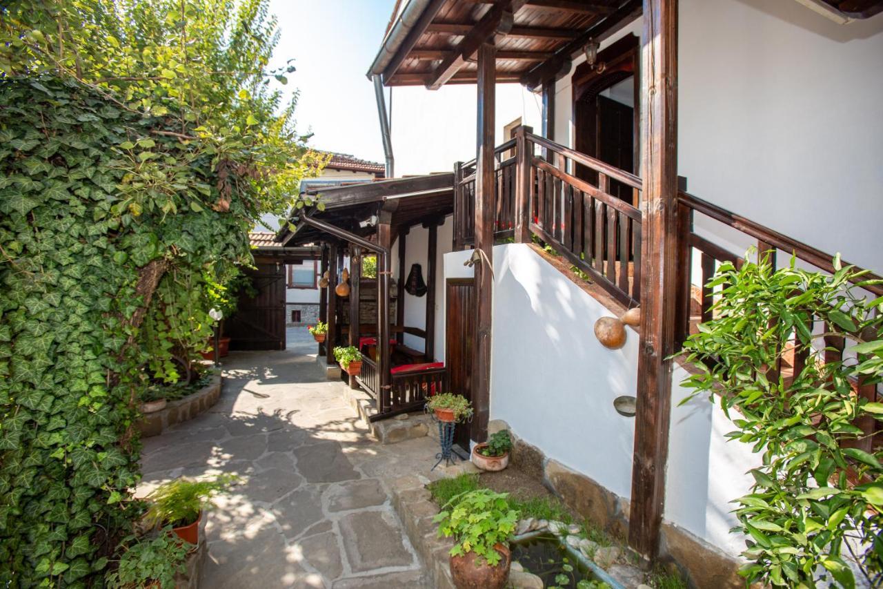 Oazis Family Hotel Λόβετς Εξωτερικό φωτογραφία