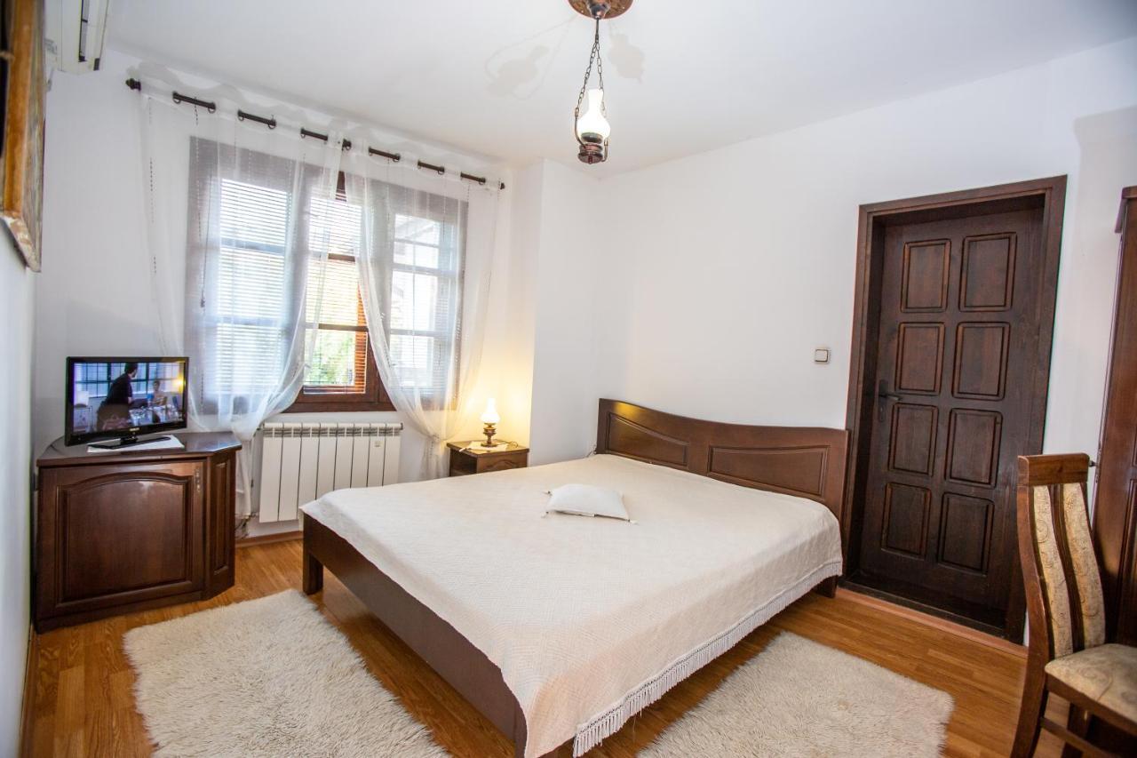 Oazis Family Hotel Λόβετς Εξωτερικό φωτογραφία